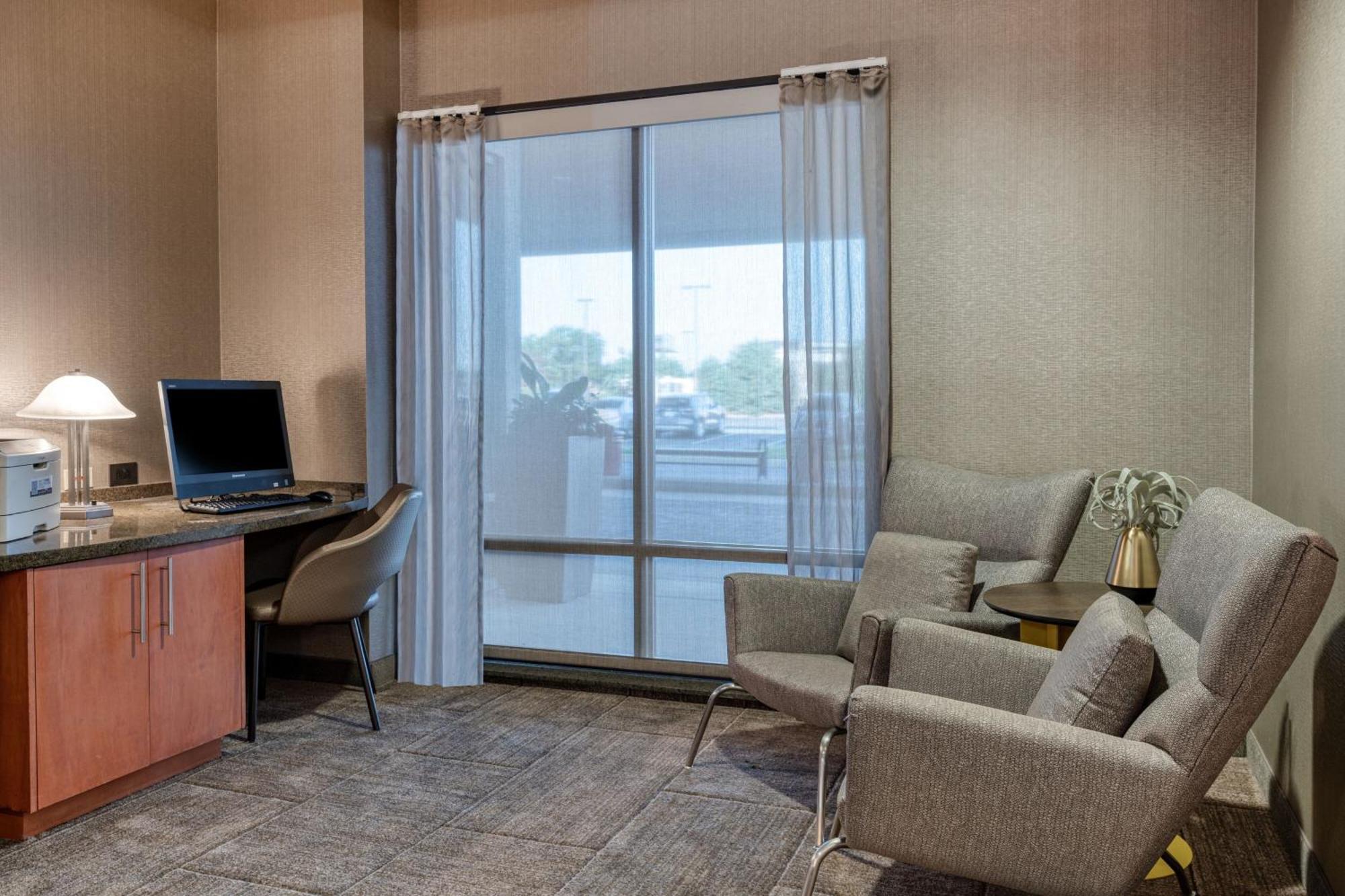 Springhill Suites Terre Haute Εξωτερικό φωτογραφία